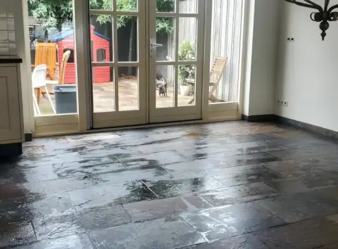 Hertreck Natuursteen   1440