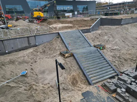 Hertreck Natuursteen Station Heijendaal  2ad58ec8 747c 4d4f 8969 ae266c2cc866   kopie